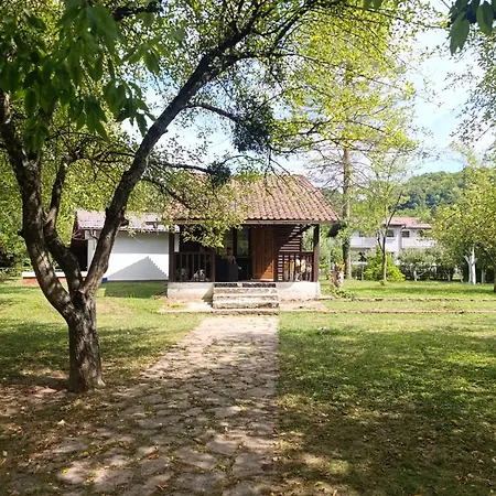 Сasa de vacaciones River Nest Kulen Vakuf